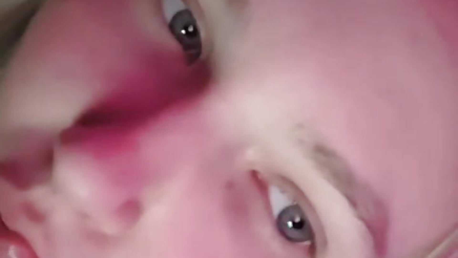 Slow. Close. Dangerous. - 視頻由 KarinRobertson 主播提供