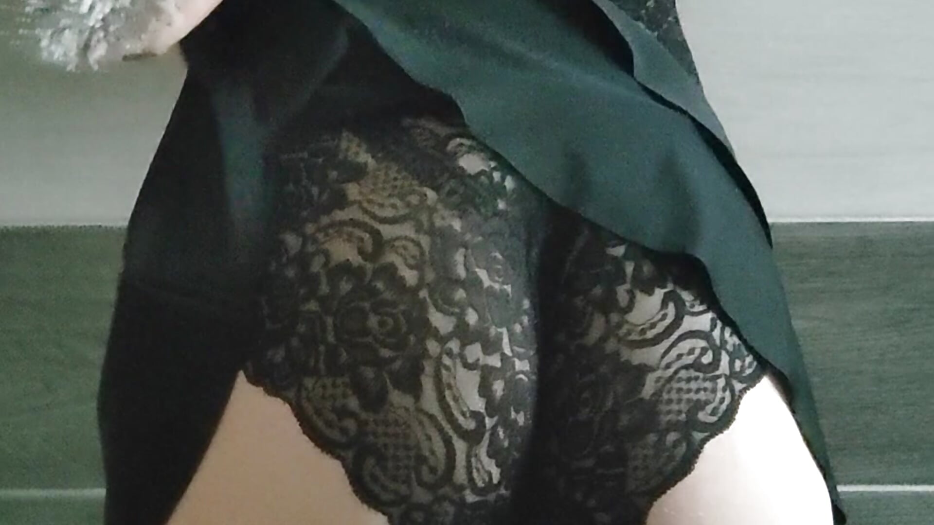 Show ass - video by AnimalModeLive cam model