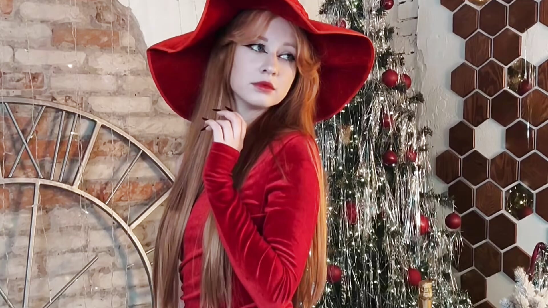 XMAS VIBE - video by WICKEDEMBER cam model