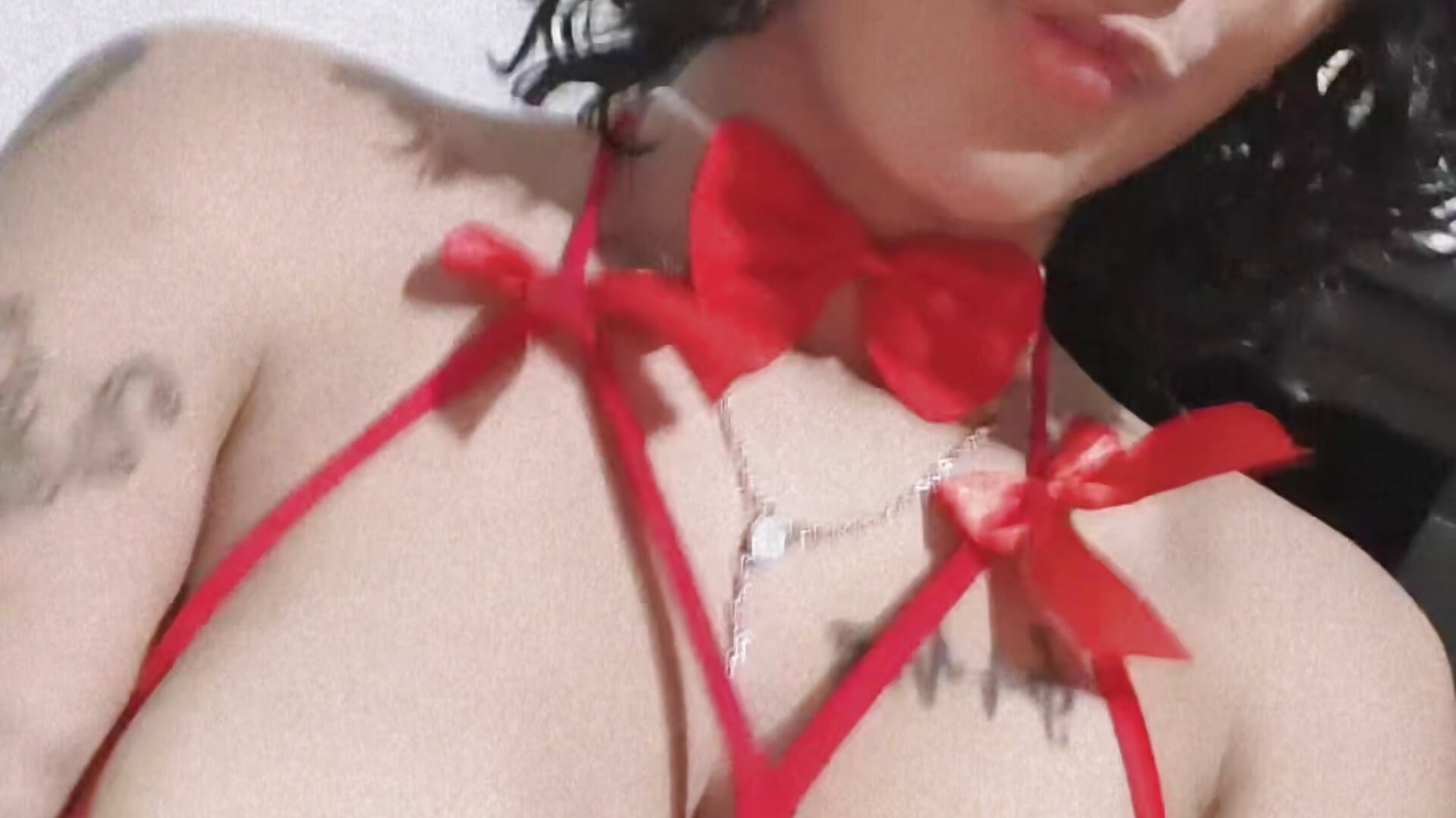 Holi baby, soy nueva - video by Moon_nigt cam model