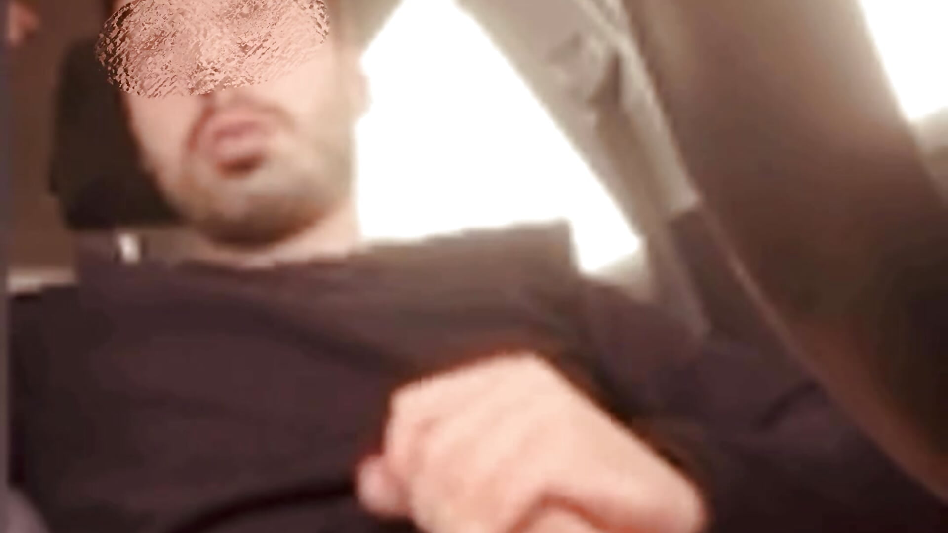 licking testicles in the car - BangHub adlı kamera modelinin videosu