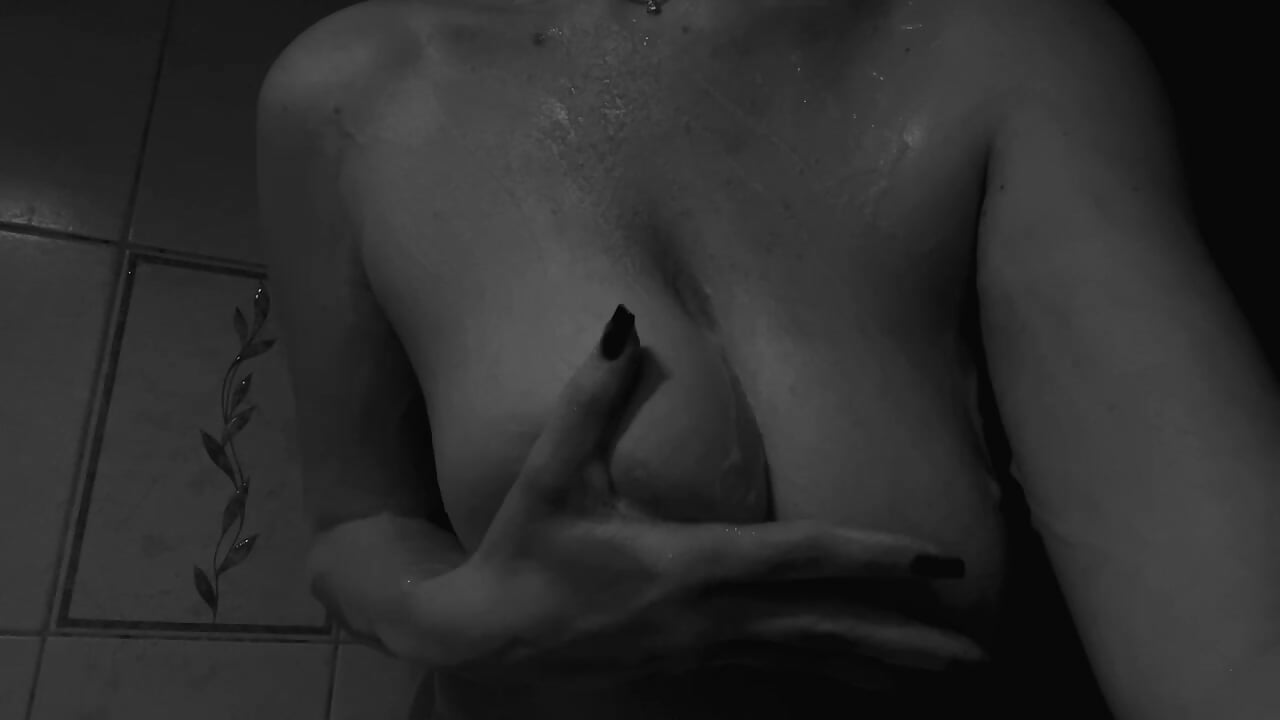 Naked video of Stacey in the shower with foam