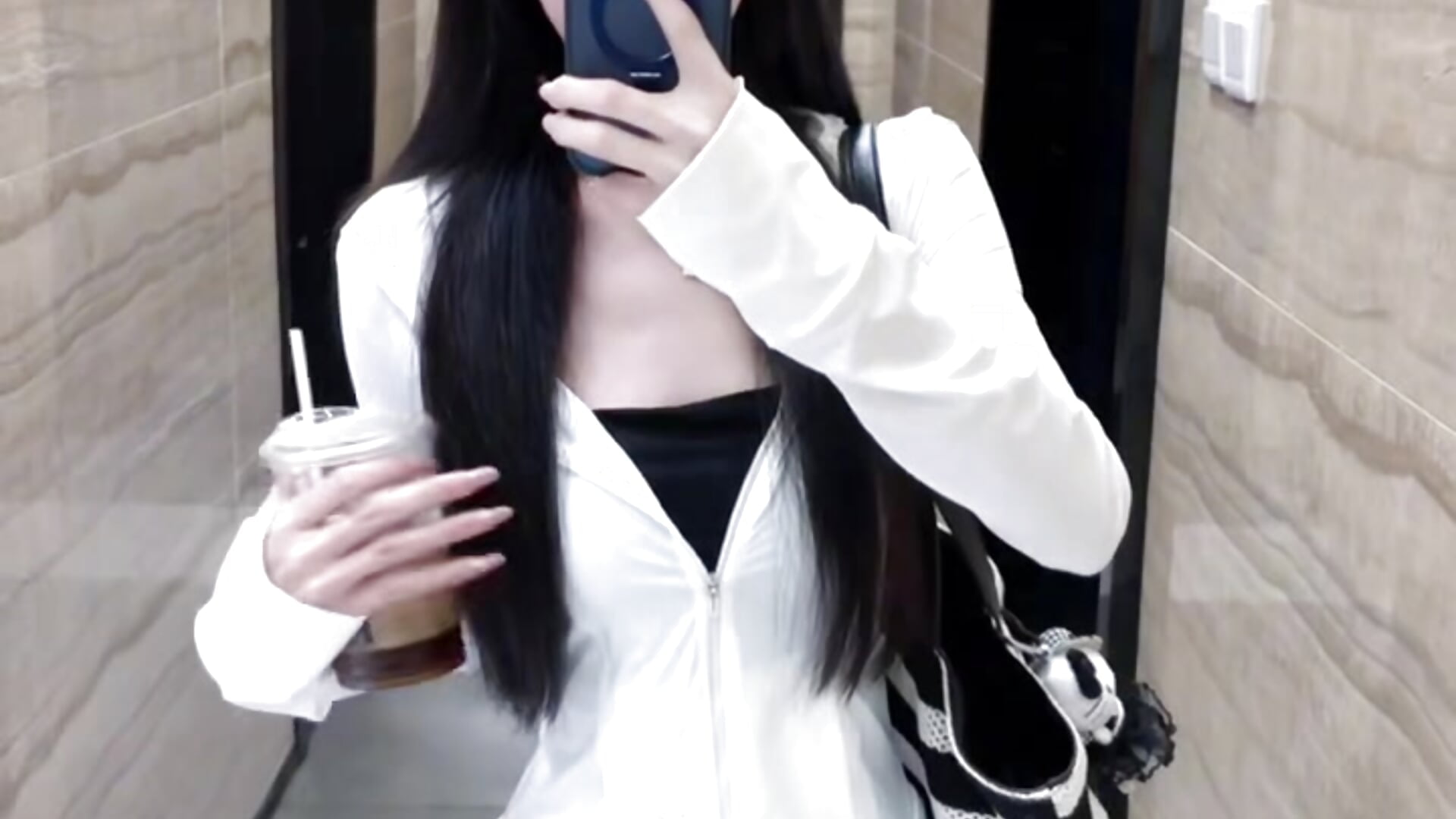 日常穿搭 - spring-ee主播的视频