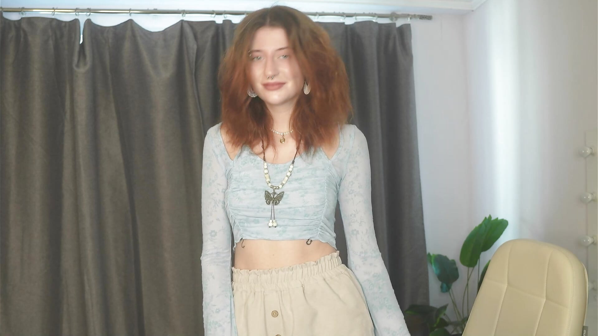 ╰(*°▽°*)╯ - video by EmmalineNasir cam model