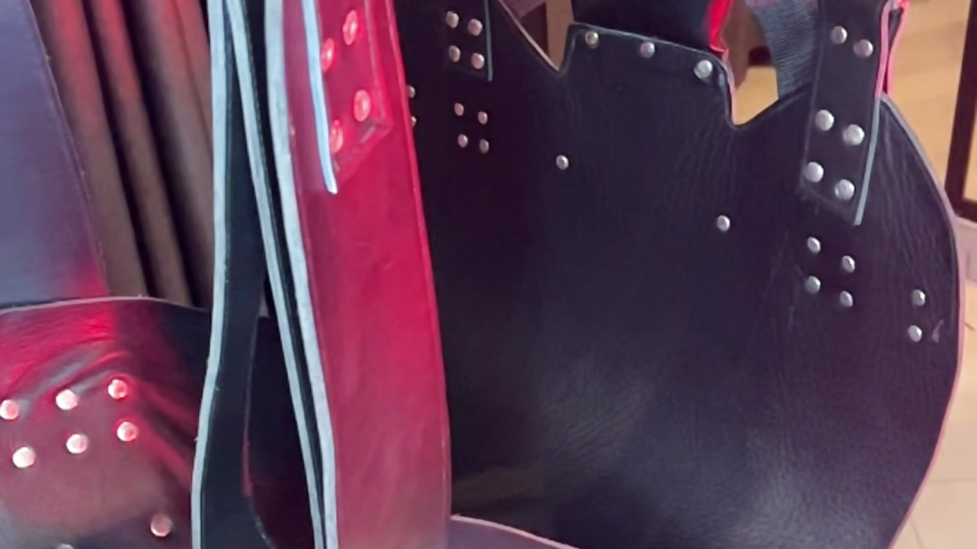 my favorite chair - video by MiluandMIke cam model