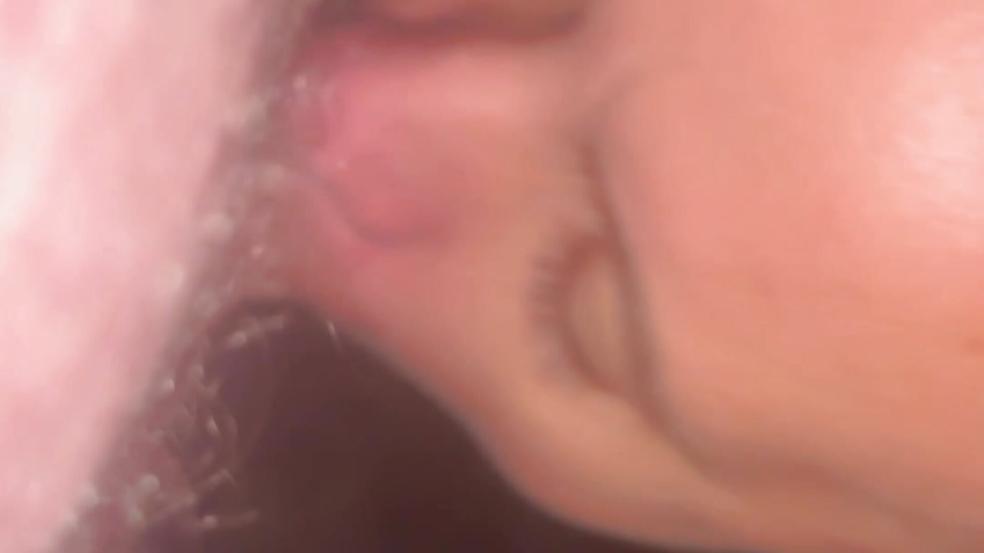 Skye Sucking R cock good