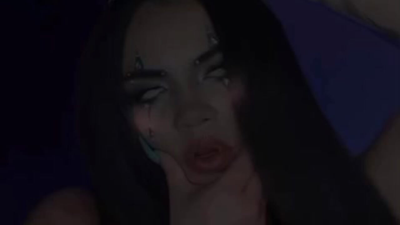 make up - video by JulietteNoiir cam model