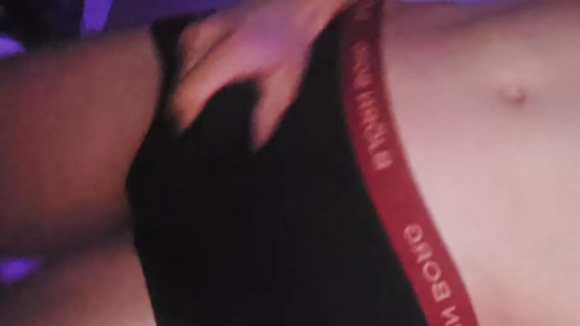 Little tease🤭😋🤭 - video by delight_19 cam model