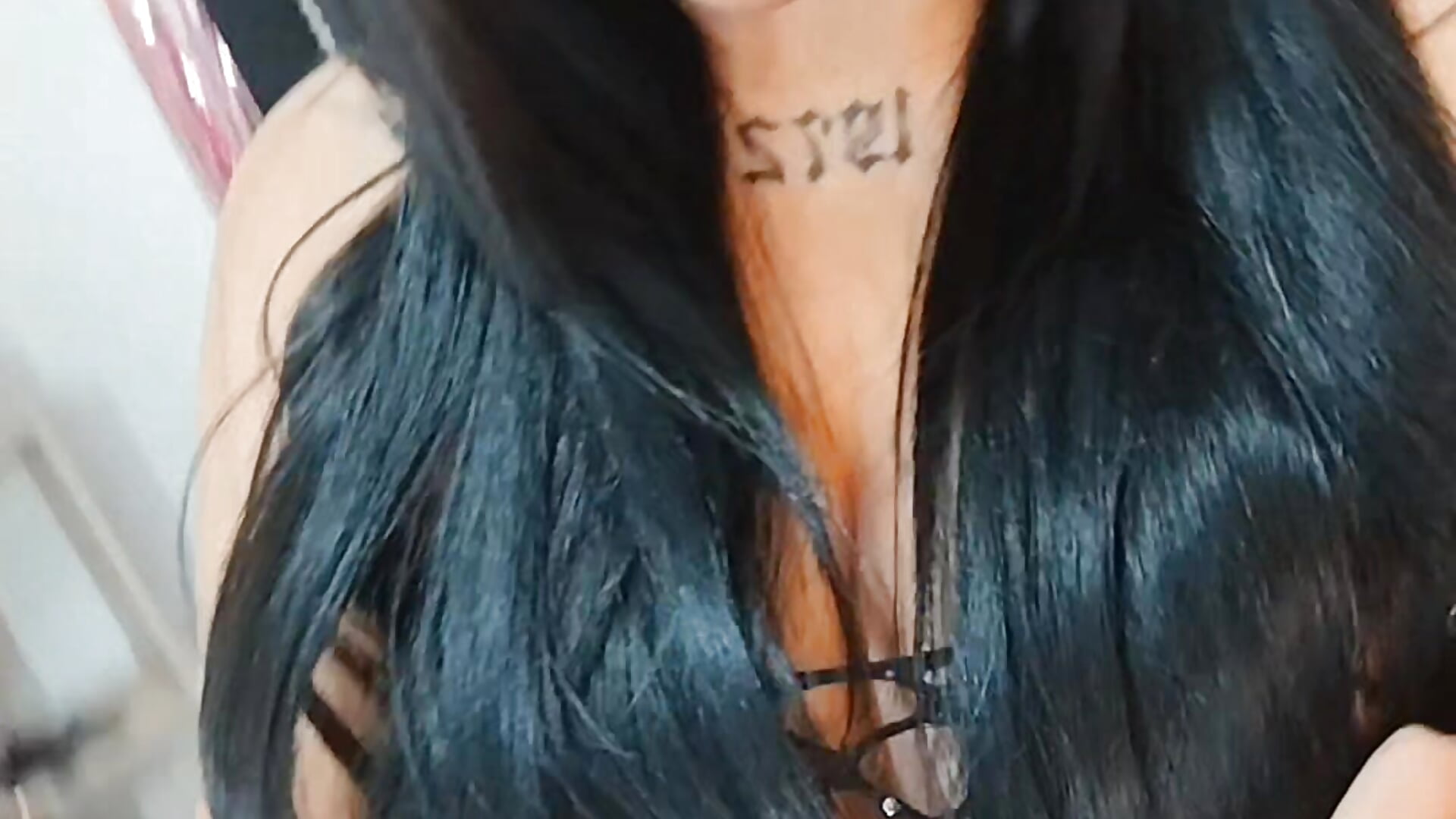 VID_20251107_194652_078 - відео від вебкаммоделі Emma_collins1