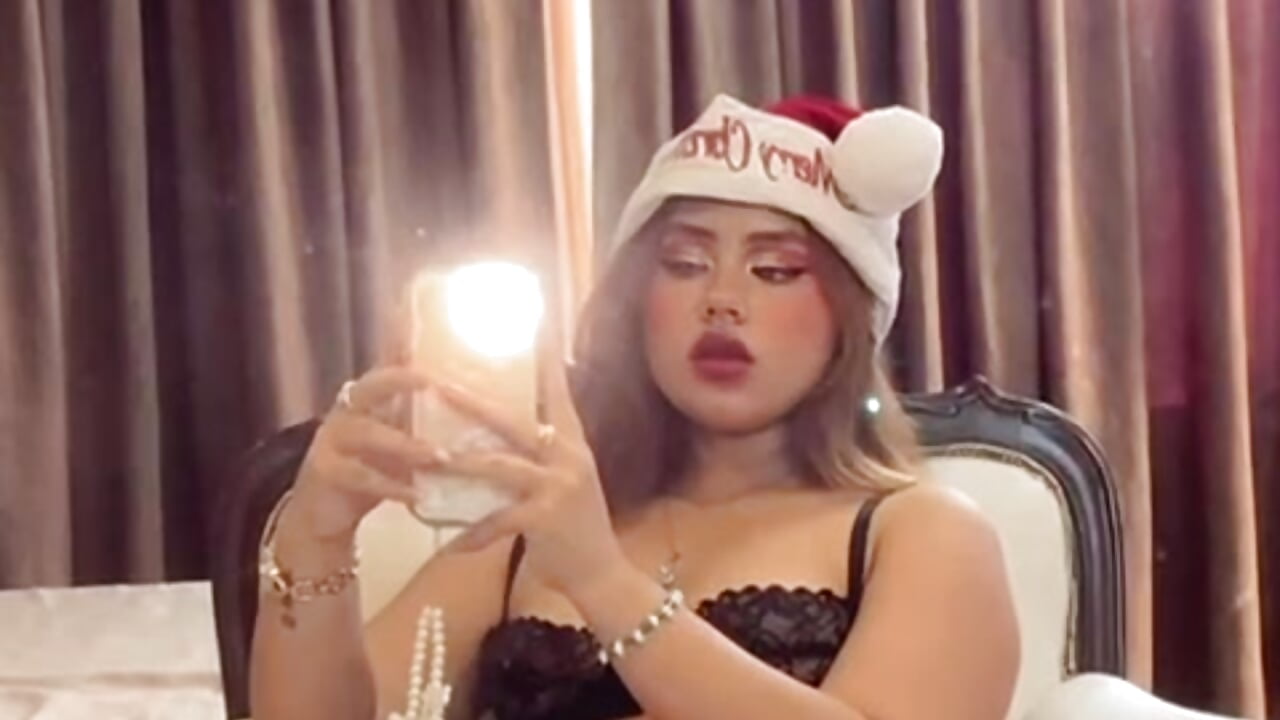 merry christmas - video by EvaFoxxx_ cam model