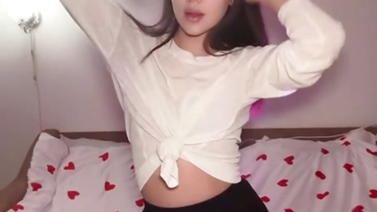 P L A Y F U L - video by Priscillla_Cute cam model