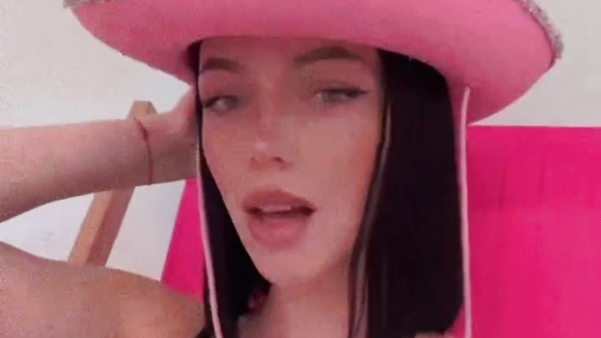 hi - video by Rita_Moon054 cam model