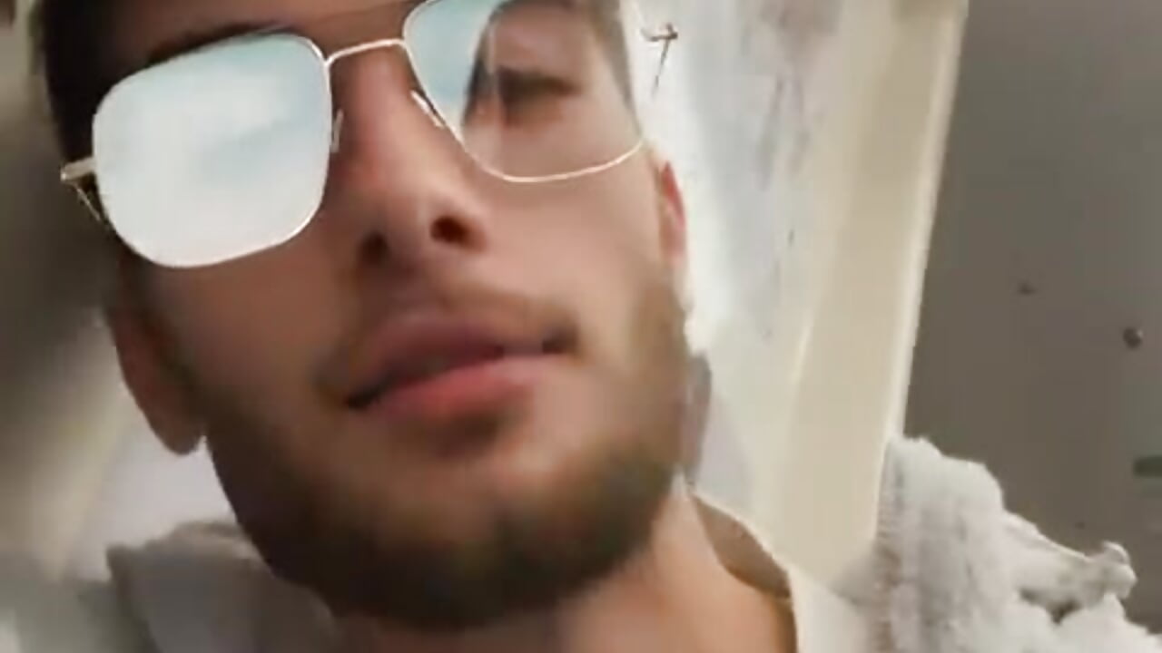 I am waiting for you to come. - video by nikolasnik50 cam model