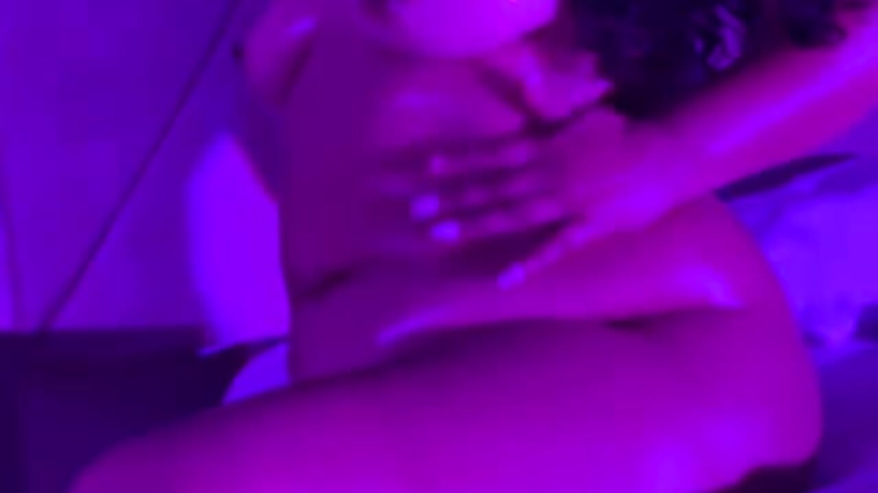 Today your Latina wants to surprise you  🩷 – video modela na kameri alana-silva