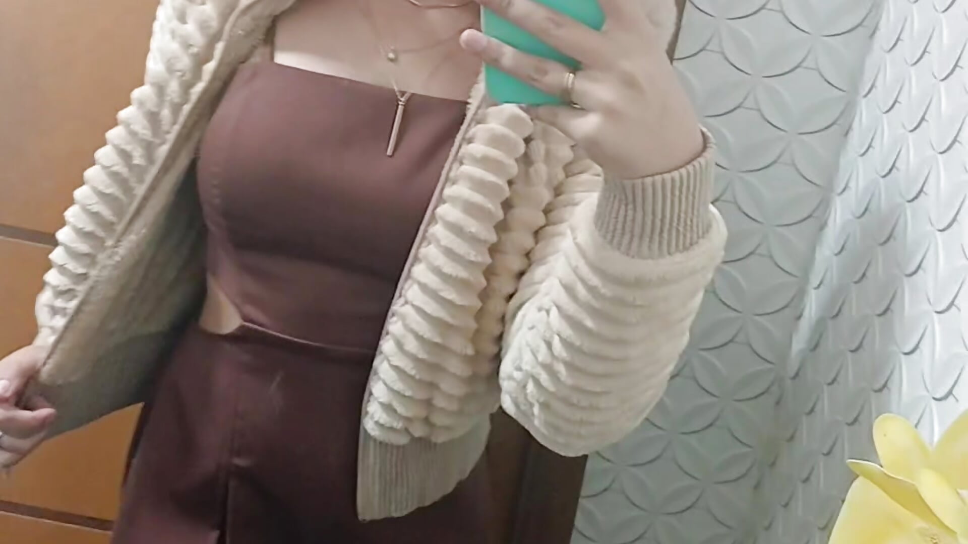 1000089812 - video by ruivasafadinha1234 cam model