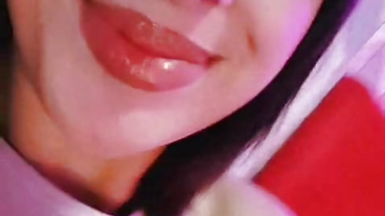 WhatsApp Video 2026-01-08 at 1,18,26 AM - فيديو من IsabellaRousset موديل الكام