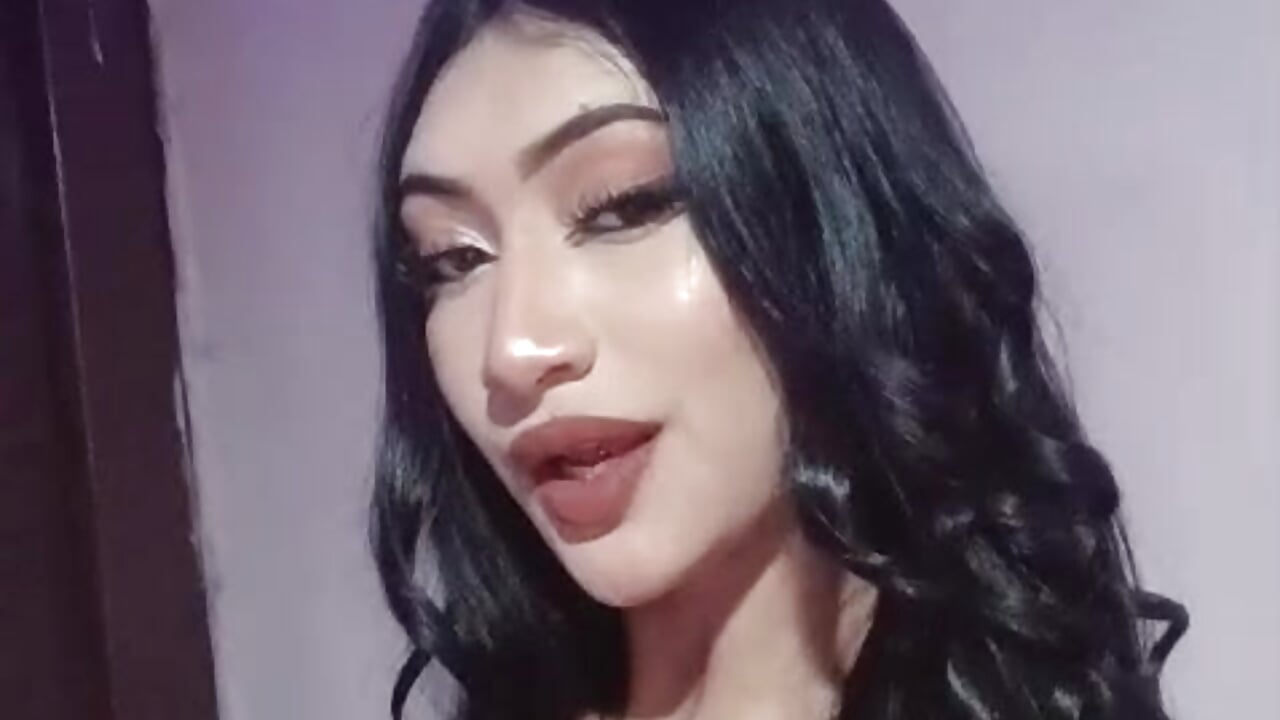 Video de WhatsApp 2025-11-05 a las 16,15,30_8995f93f - video by _Amber_09 cam model