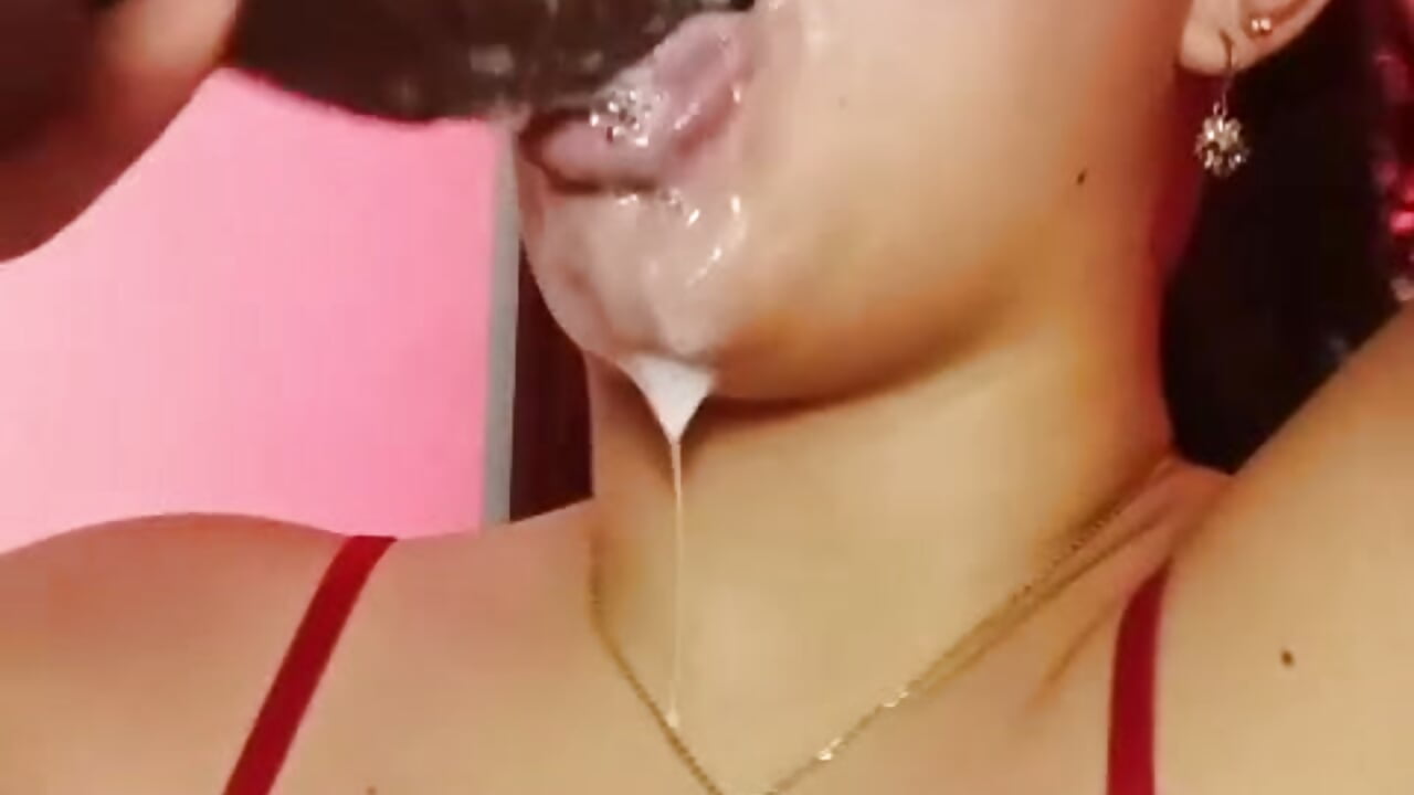 Blushing Smile, Obedient Heart - video by Lalalemoonds cam model