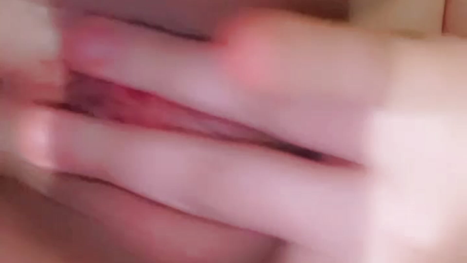 أنا وأختي - fanona-53 adlı kamera modelinin videosu