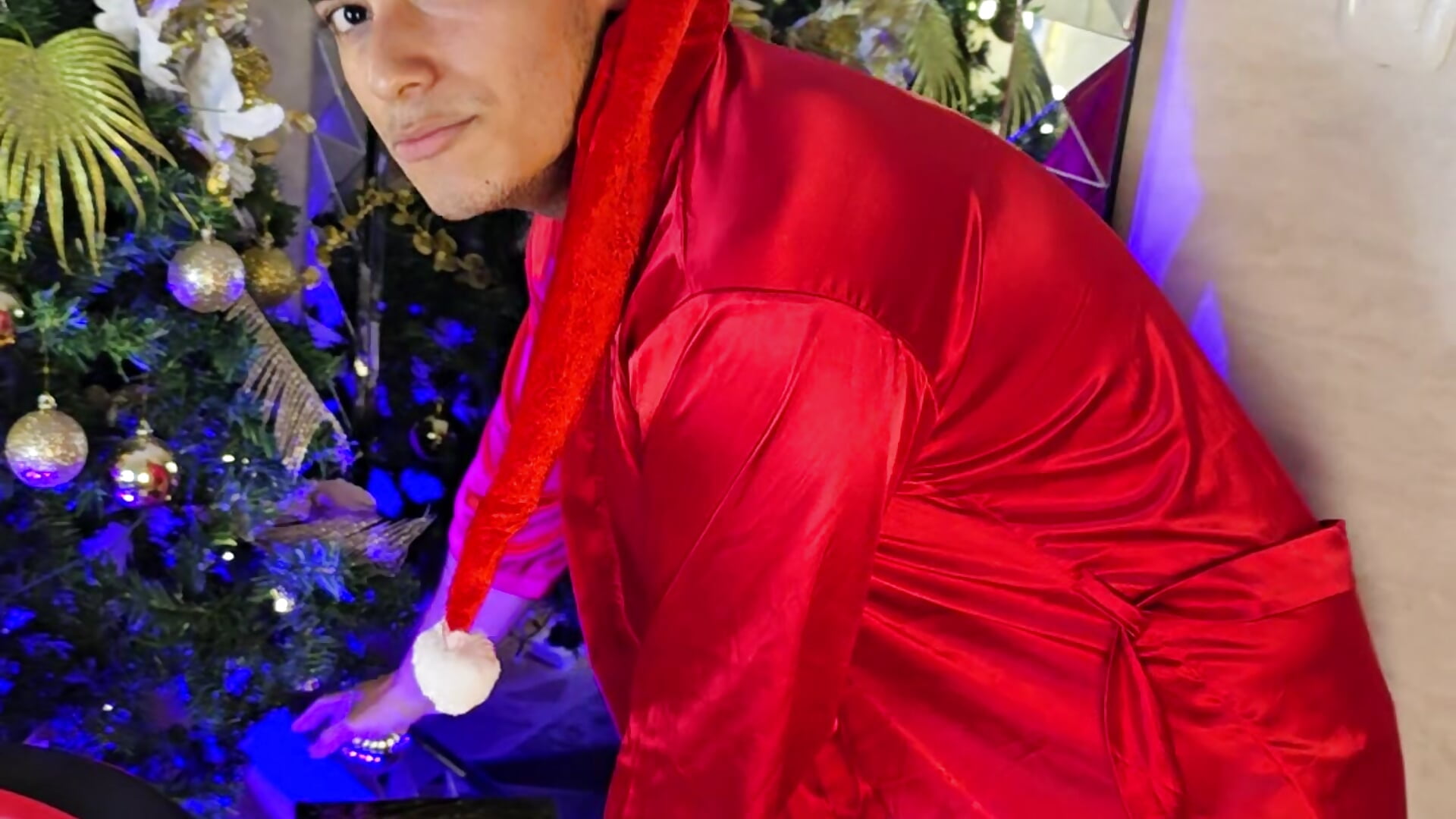 happy XXXmas <3 - video by TheoHart_ cam model