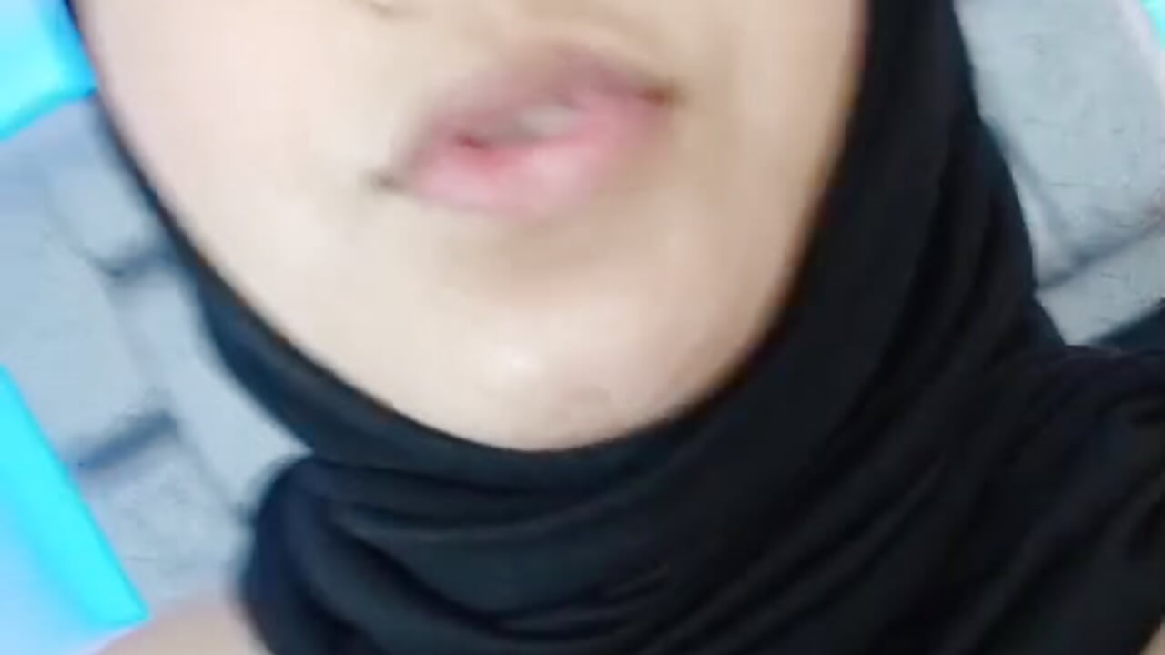 Did you come out of curiosity or because you were already thinking about me? 😉 - video av samiraa_haalem cam-modell