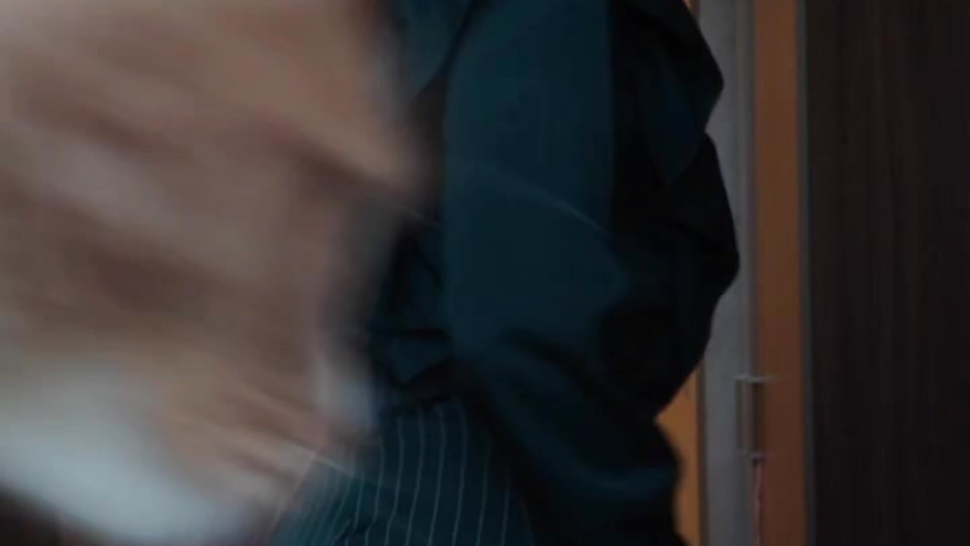 dancing with my cat - video by AnnikaDidomenico cam model