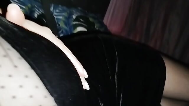 I love the art of playful discovery  — a mix of sweetness and mystery that keeps your imagination res - video by AmarisIvy cam model