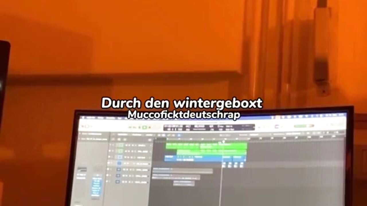 6d3aa58fee3eec02ba866e3bb72aed67 - відео від вебкаммоделі loco4217