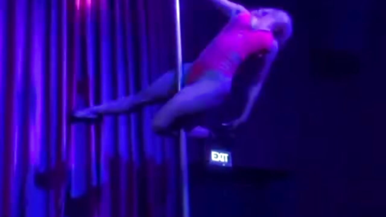 VID_20250502_094523_890 - video by dinarii cam model