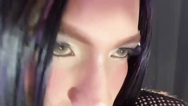 Dominique satisfaction moment - vidéo du modèle de showcams Dominique_Rae