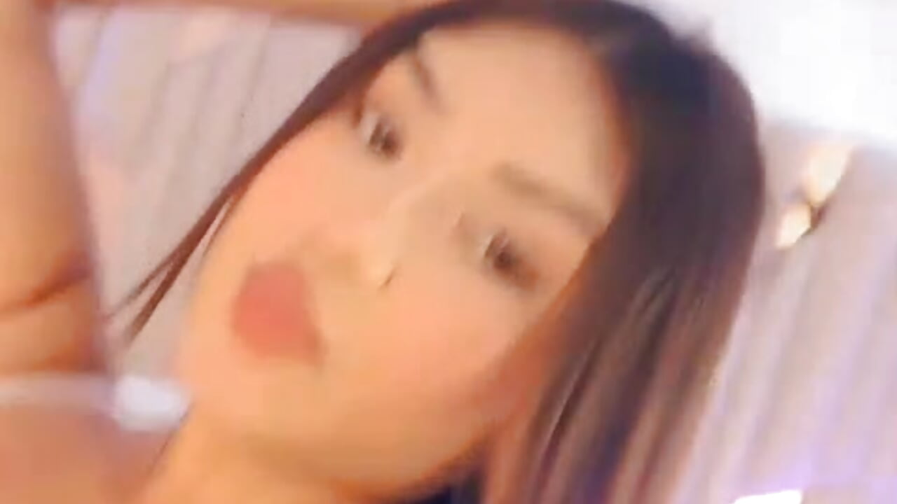 I want your kisses on my skin－カメラキャストのsofi_zaensの動画