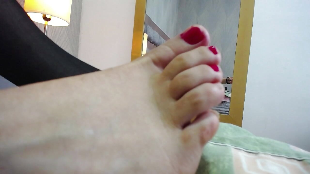 paint my nails - GiselaZivic 캠 모델의 동영상
