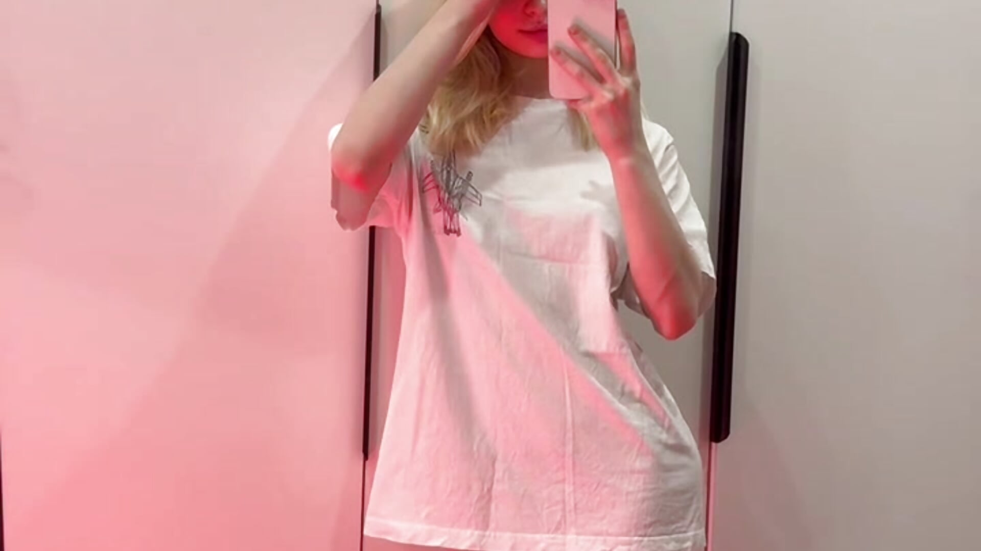 what will you choose?😏 - clip cu alice_wond model videochat