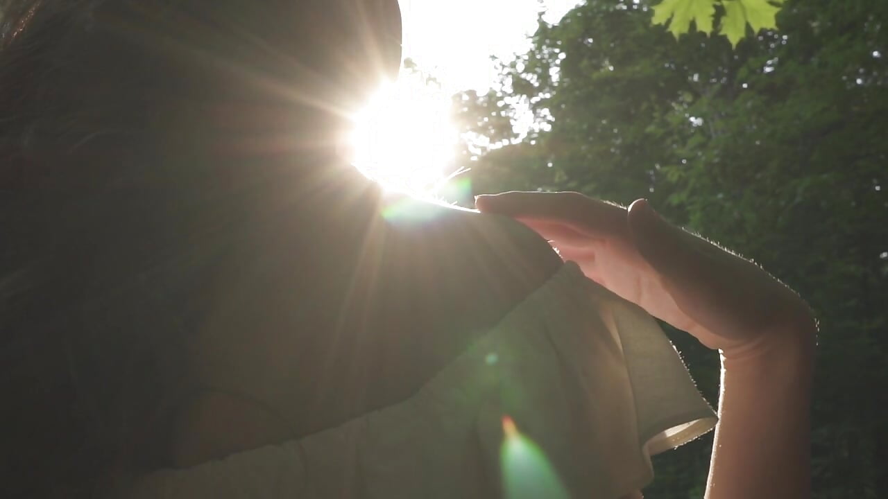 Spreading happiness 💋 - video by your_pookie00 cam model