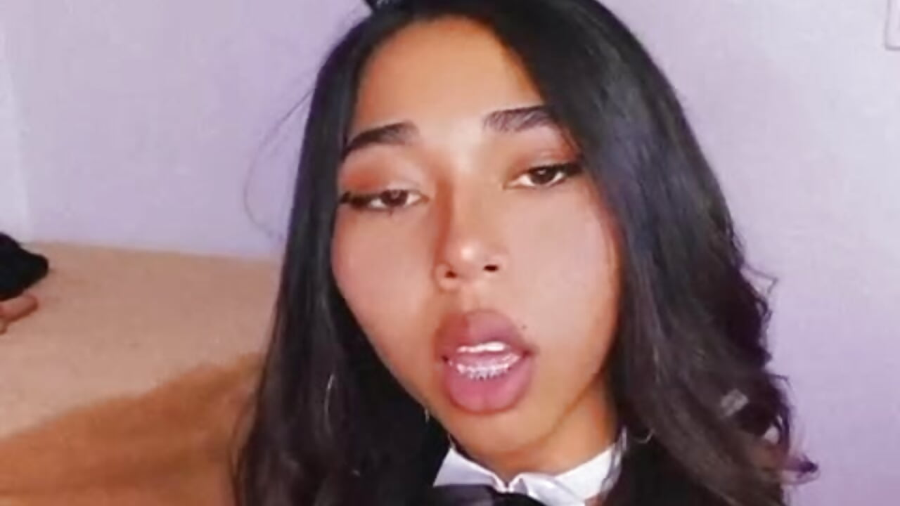 your sexy bunny - video by owen_cherry_ cam model