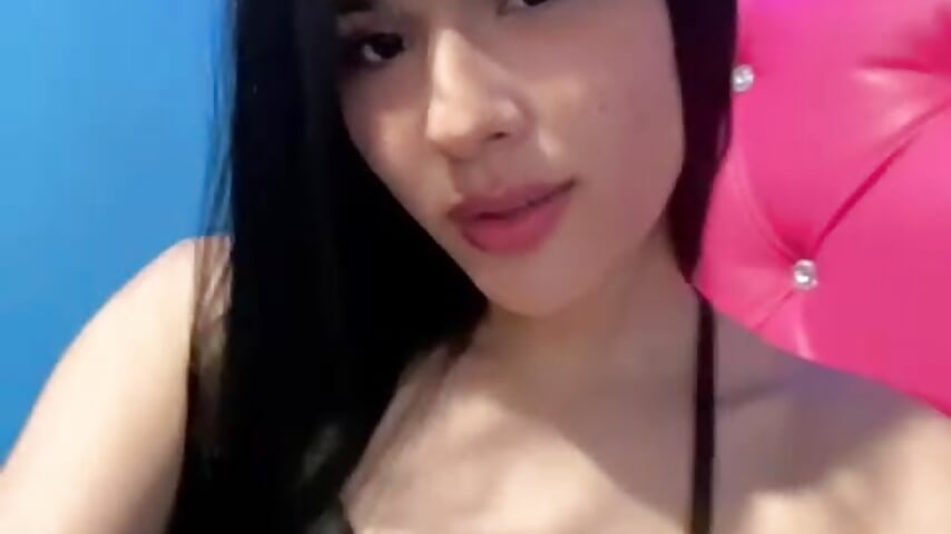 💜🥵 – video od webkamerové modelky Chiquinquira3