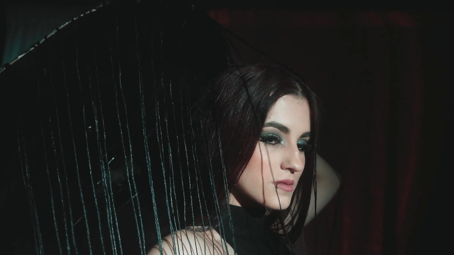 elegance in the dark - video van babi_vale cam-model