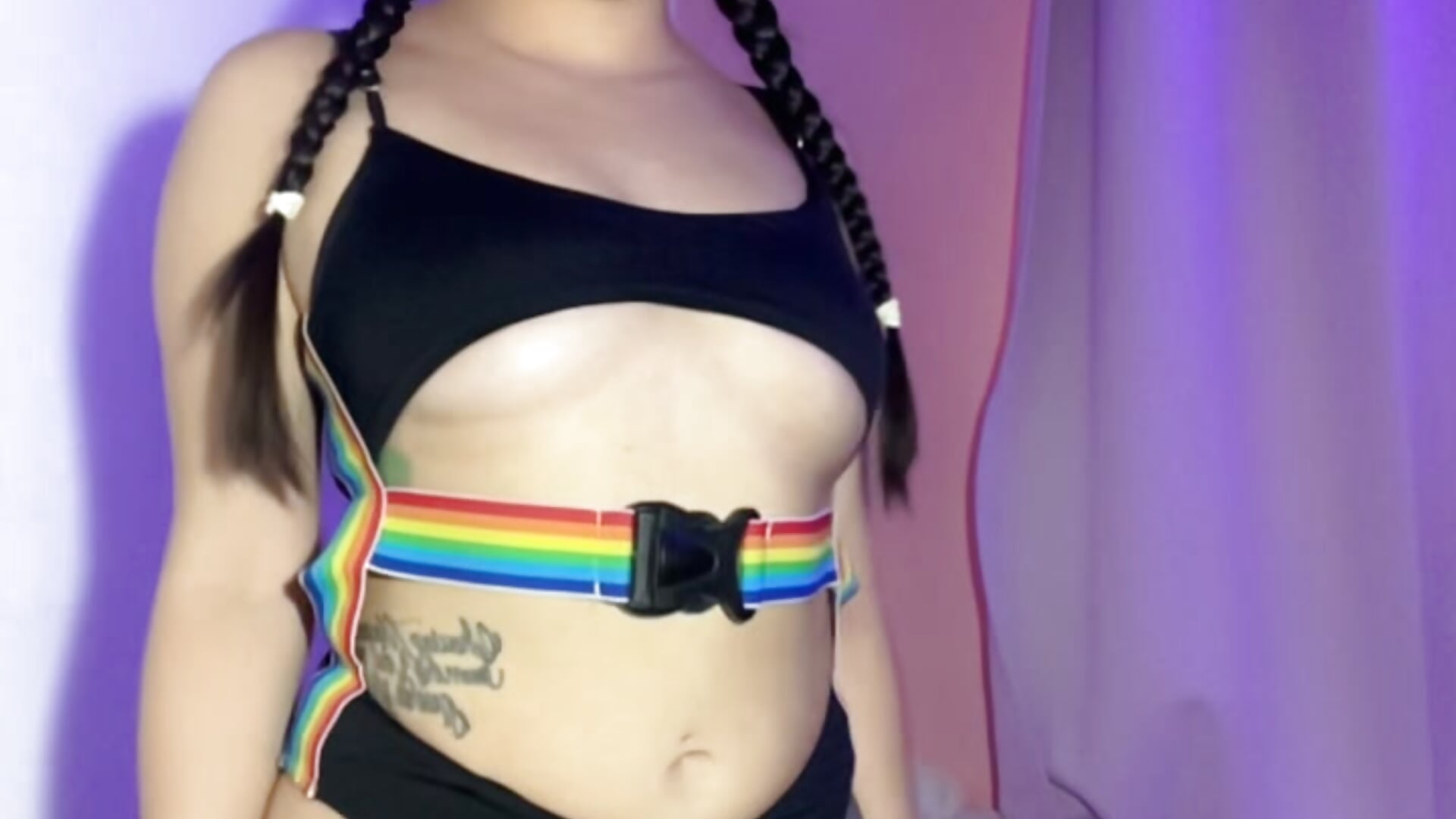 🌈 - video by Melody_Fox26 cam model