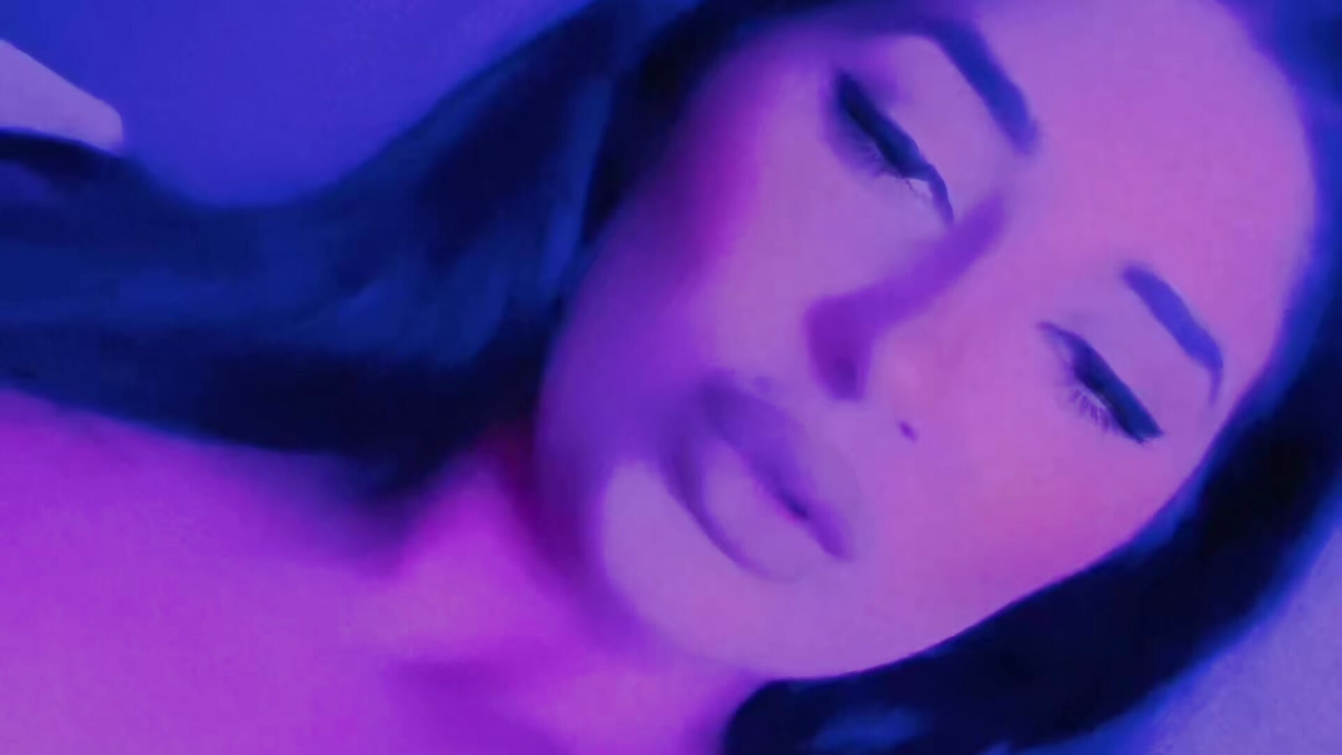 Kiss you ❤️🔥 - video by JacquelineChris cam model