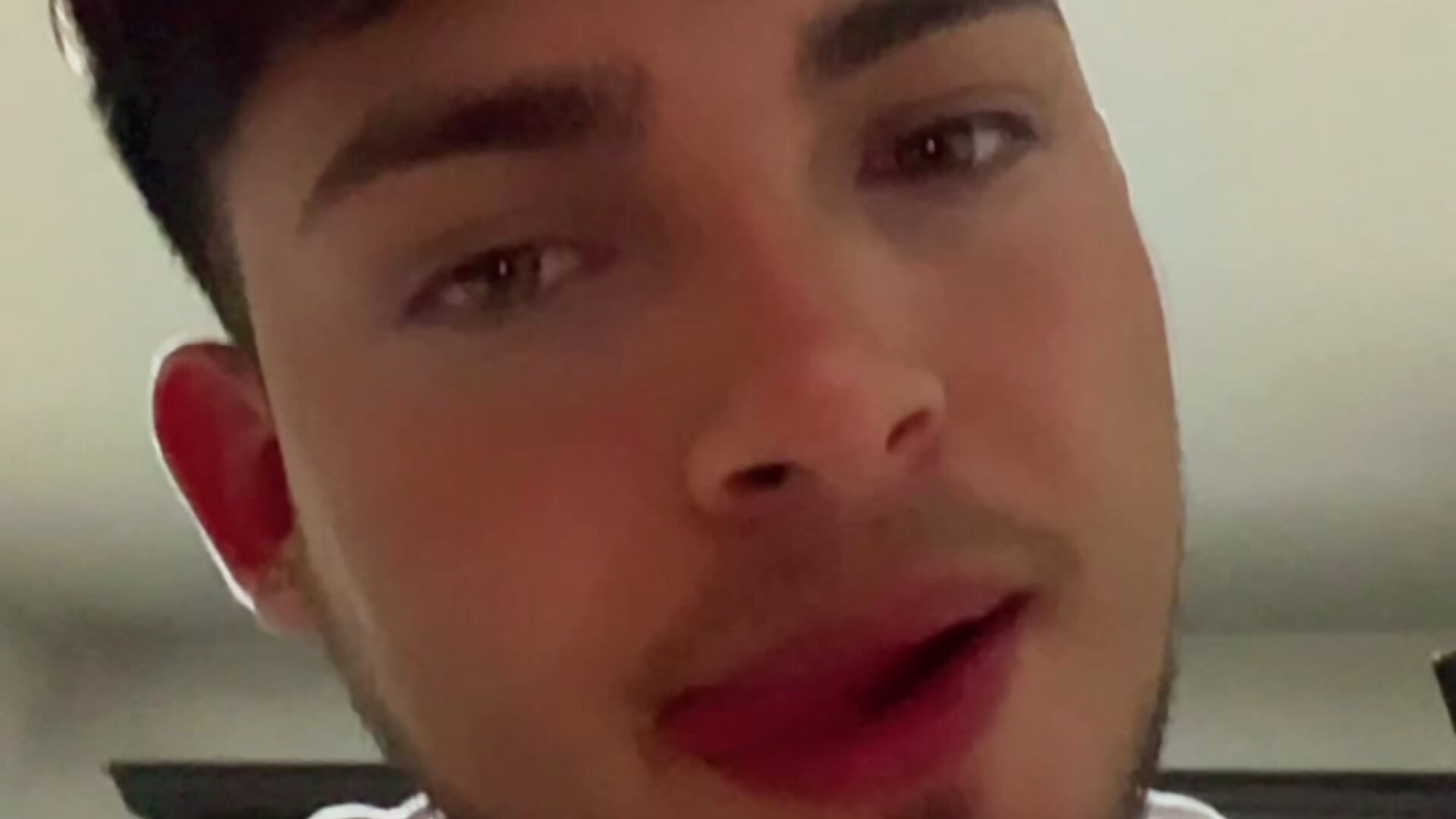 Lengüita 😋 - video by AlexLuis_1 cam model