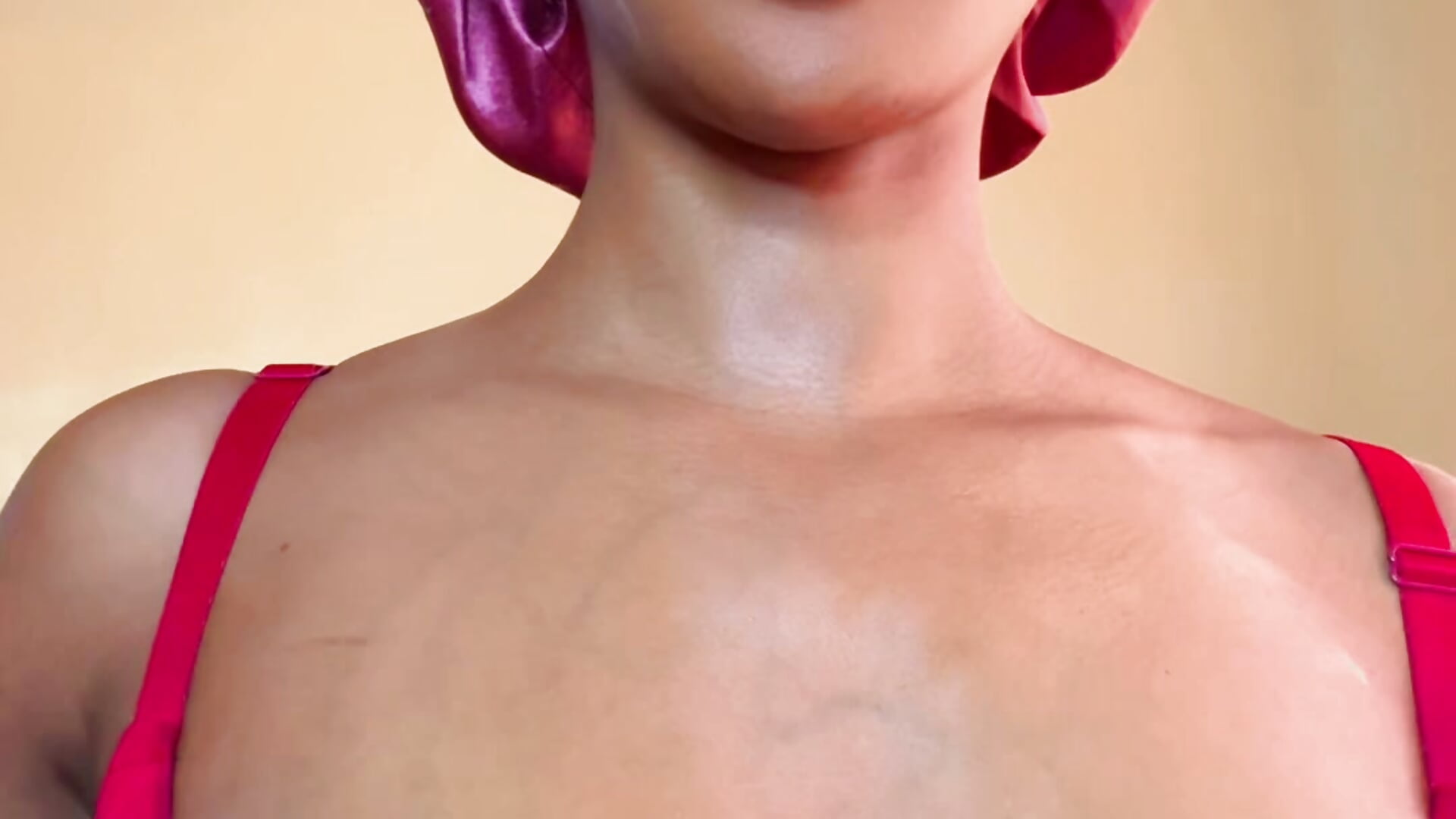 Small Tits🤤 - NiaLong21_ adlı kamera modelinin videosu