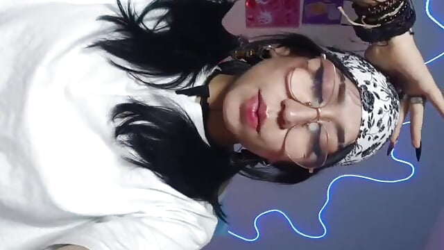 slime lips - video by ArtemisaMoonn cam model