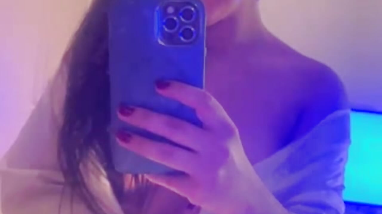 profile-intro-video-1762483205 - video by _Ameli__ cam model