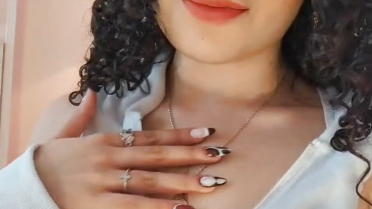 Hey baby - video của người mẫu cam DemiJones_