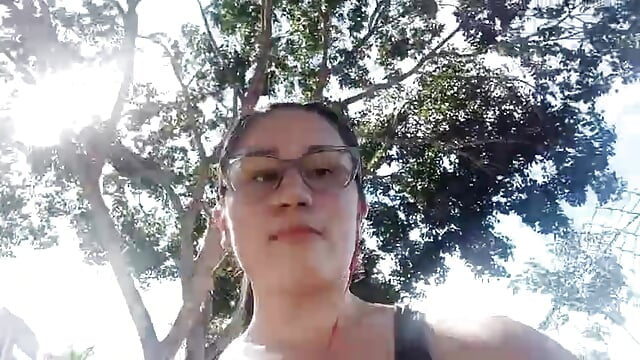 sunny day - video của người mẫu cam hanna__w