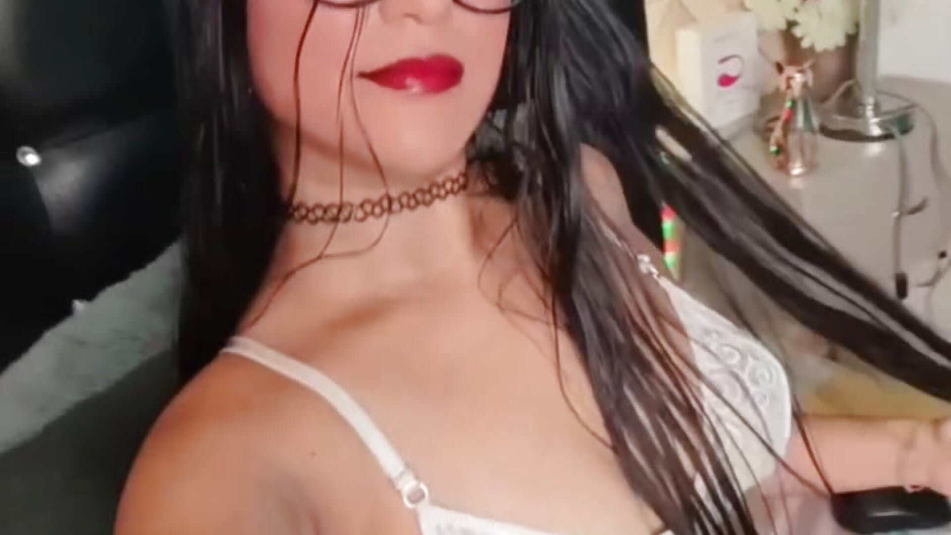 Happy New Year Daddy - video by _Mia_Bloom cam model