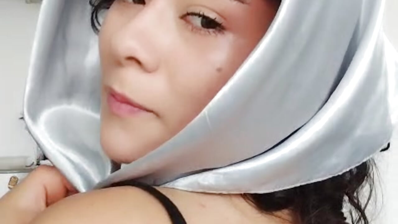 💕 - video by sunny2_b cam model