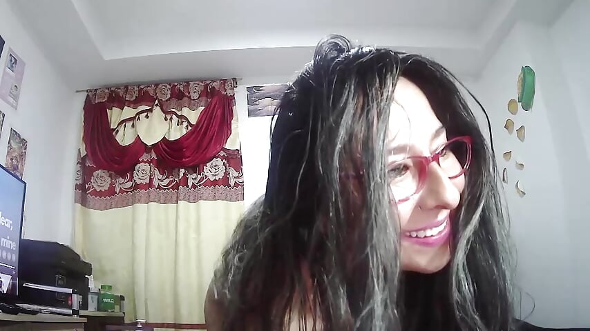 your milf - video by mali-fox99 cam model