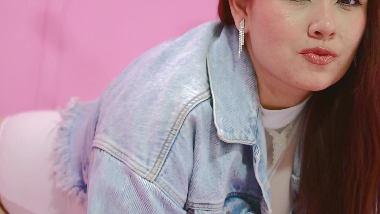 Sexy Pink 💖😳🔥 - video by Brenda-Rosse cam model