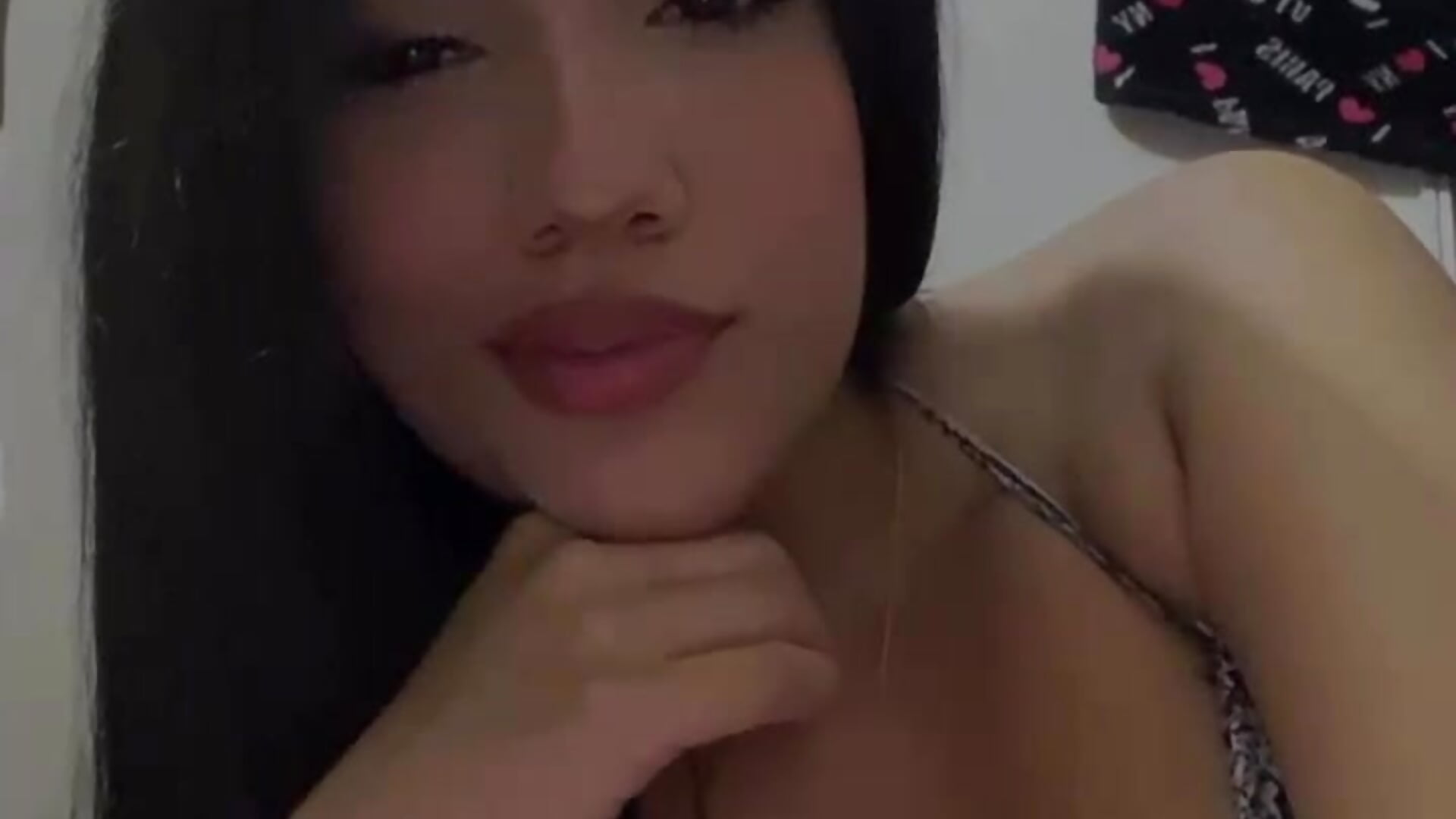 Video de WhatsApp 2025-11-12 a las 11,00,29_8ae0e1d1 - video by Roseliin cam model